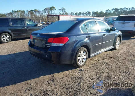 2012 Subaru Legacy 2.5I Premium из США, поврежденный, VIN 4S3BMBC67C3017177